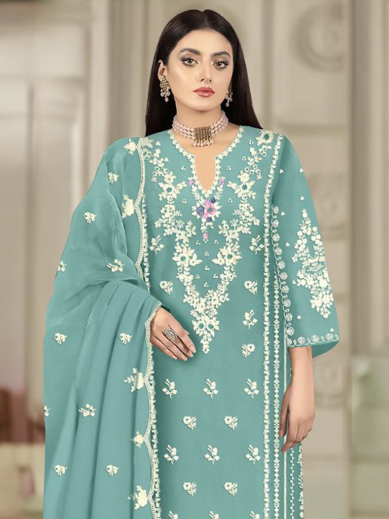 Standing Close up Mint Green Heavy Fox Georgette Thread Embroidered Trouser Suit RK100117_